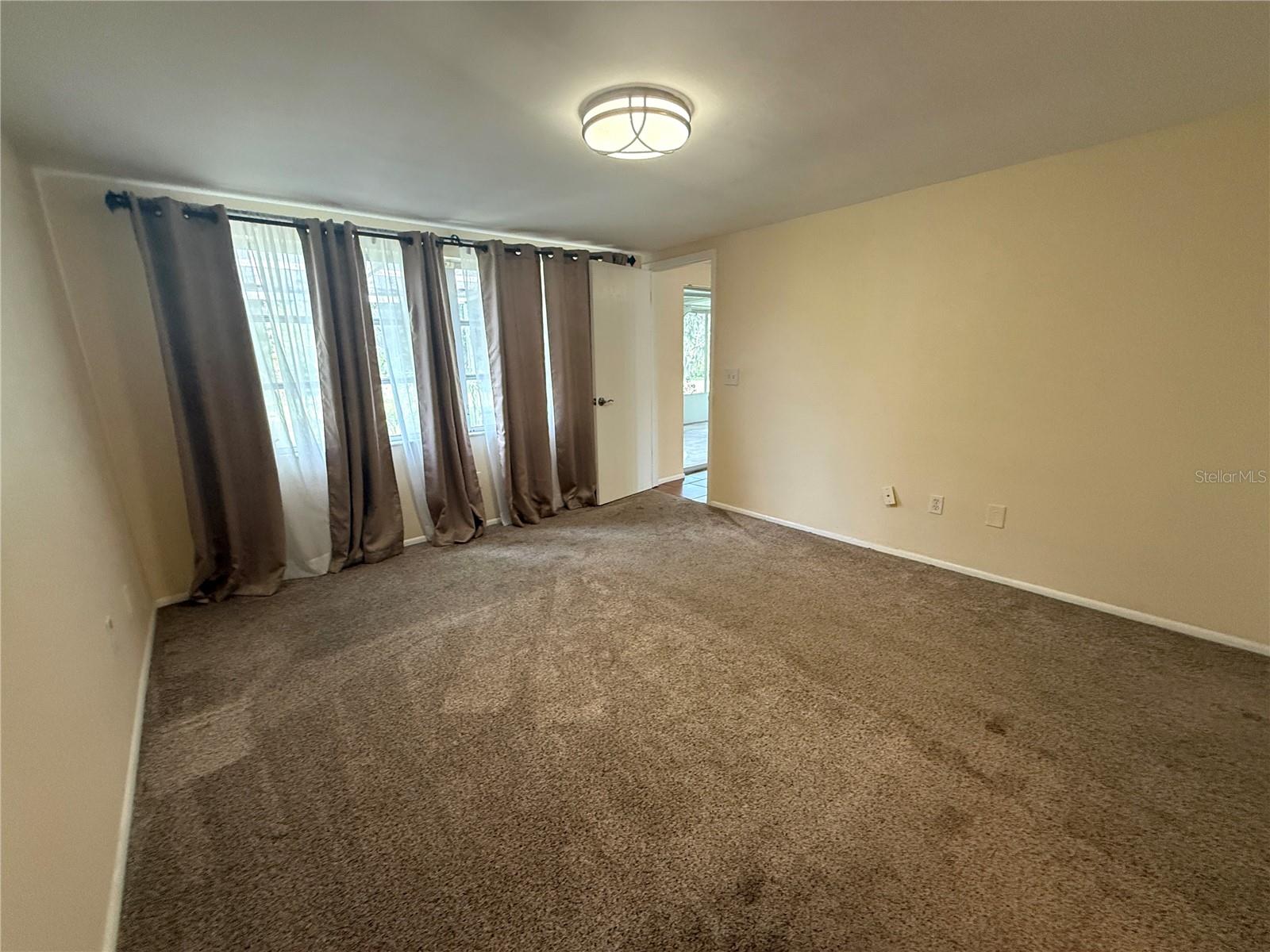 Image 8 of 35 For 12406 Cobble Stone Drive