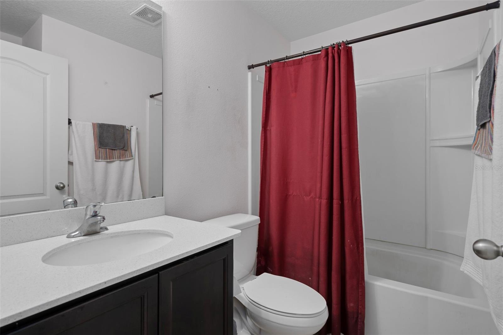 Image 21 of 36 For 6910 Redbay Drive