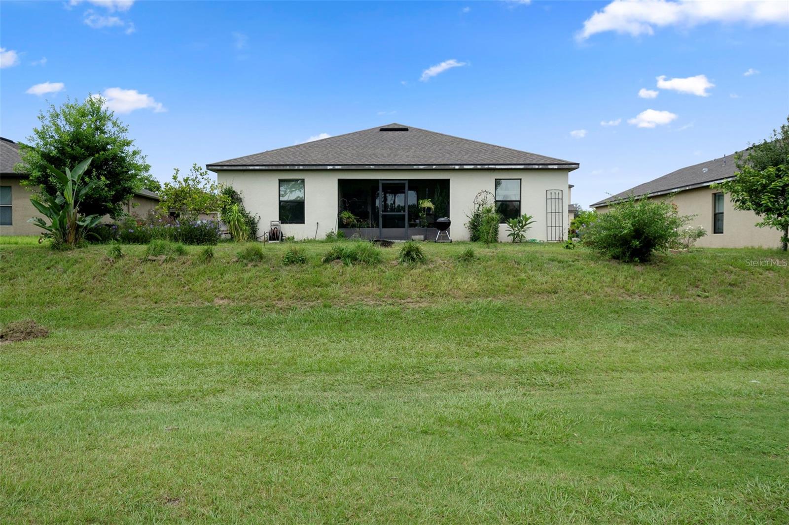 Image 30 of 36 For 6910 Redbay Drive