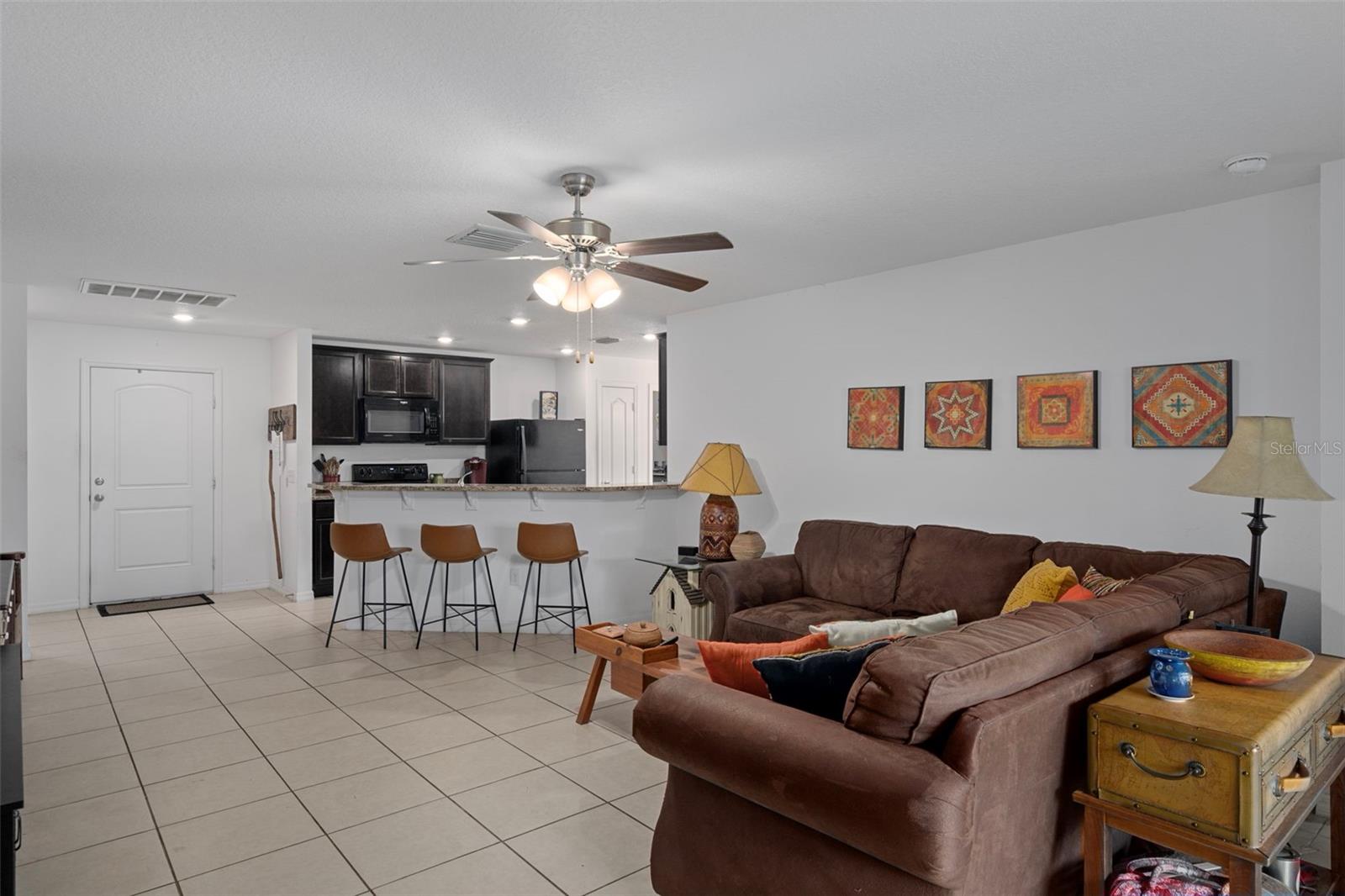 Image 9 of 36 For 6910 Redbay Drive