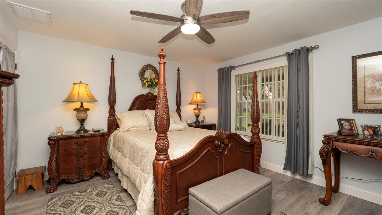 Listing photo id 15 for 12433 Willow Tree Avenue