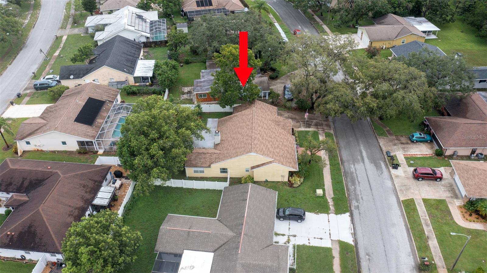 Listing photo id 41 for 12433 Willow Tree Avenue