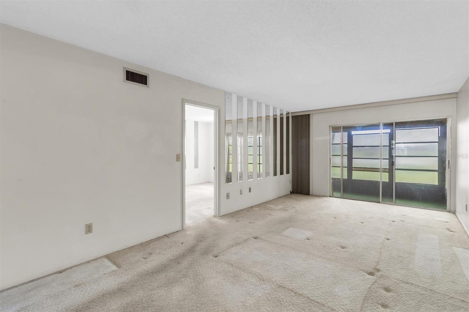 Image 7 of 45 For 11120 Carriage Hill Drive 1
