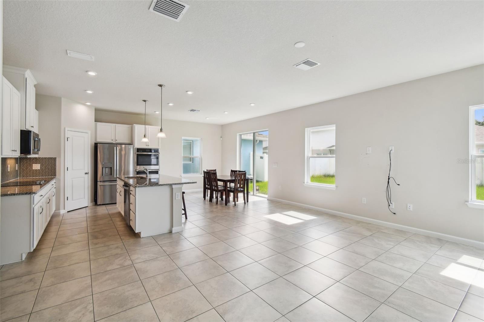 Image 20 of 81 For 11920 Thorncrest Drive
