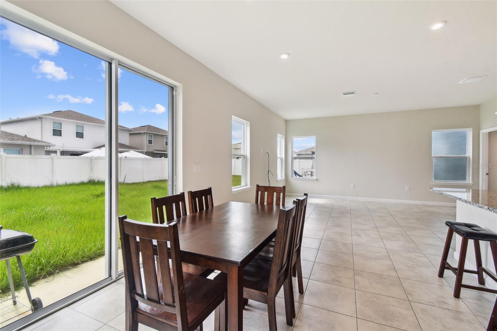 Image 31 of 81 For 11920 Thorncrest Drive