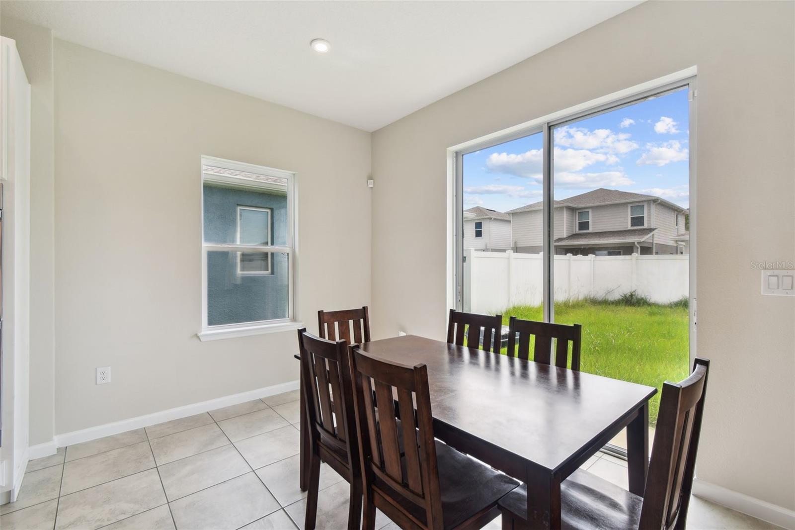 Image 33 of 81 For 11920 Thorncrest Drive