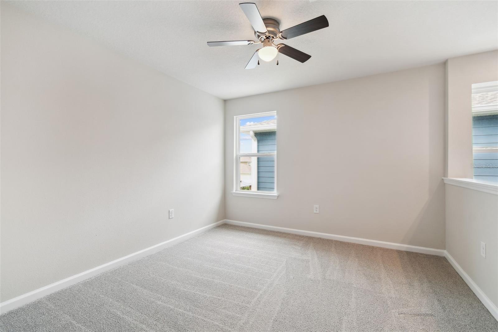 Image 37 of 81 For 11920 Thorncrest Drive