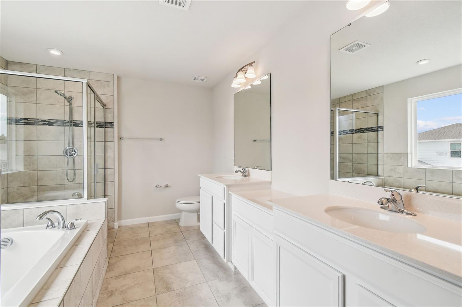 Image 45 of 81 For 11920 Thorncrest Drive