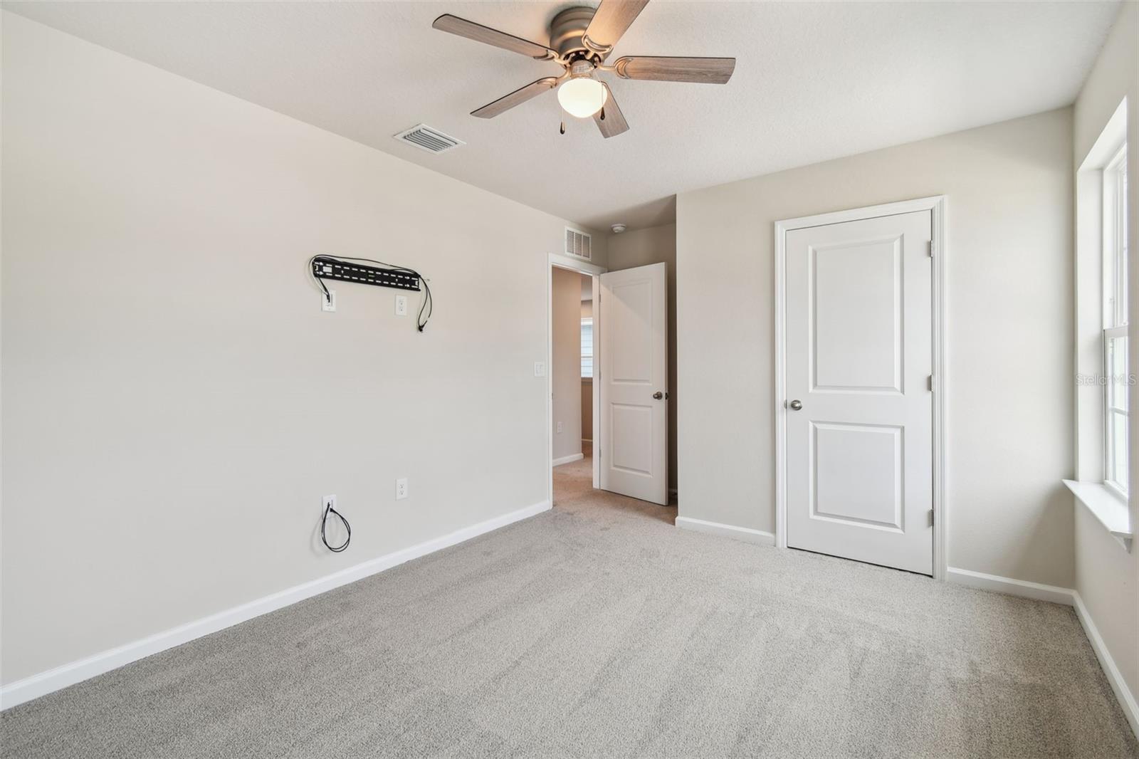 Image 55 of 81 For 11920 Thorncrest Drive