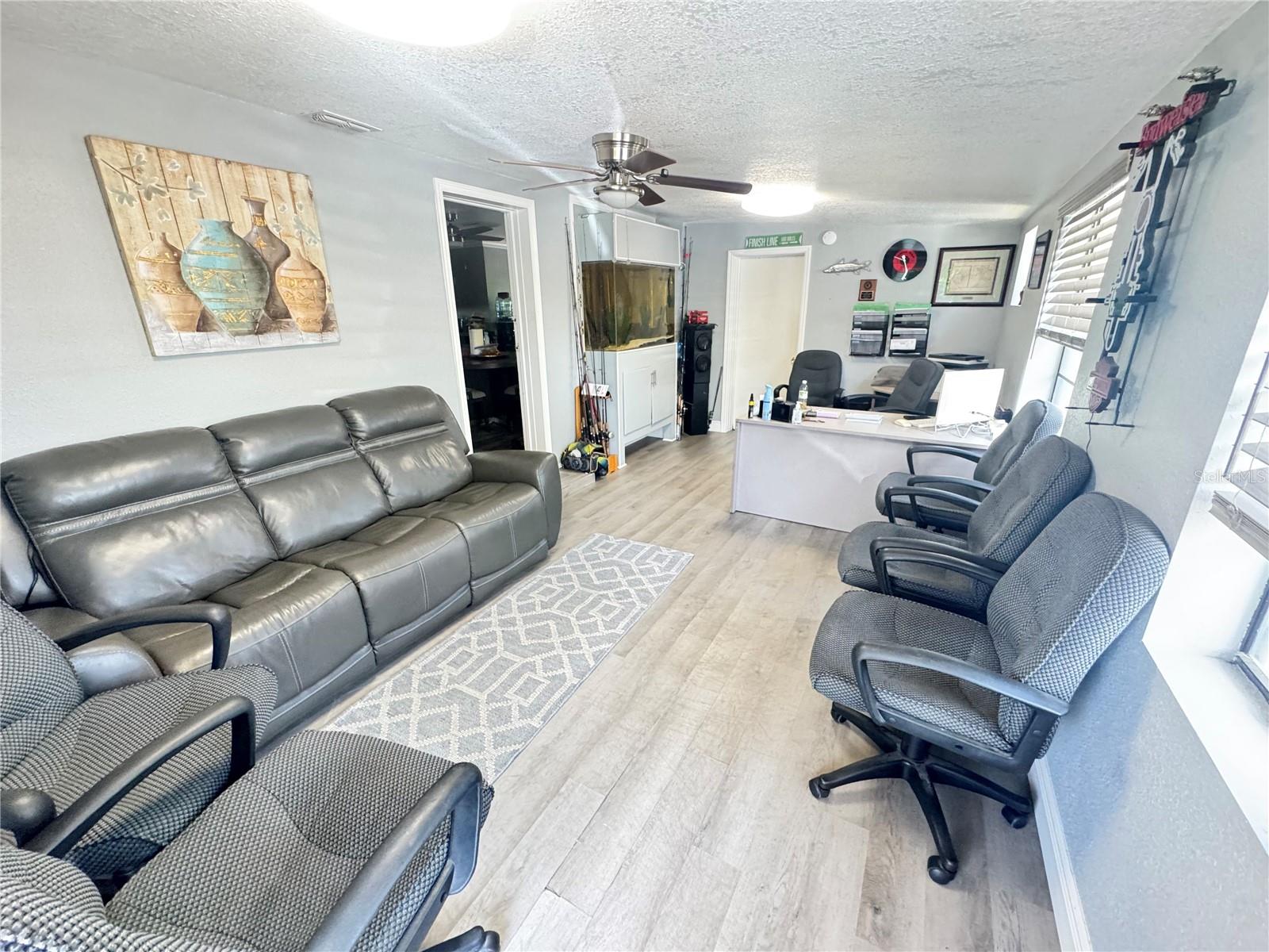 Image 11 of 23 For 4233 Flora Avenue