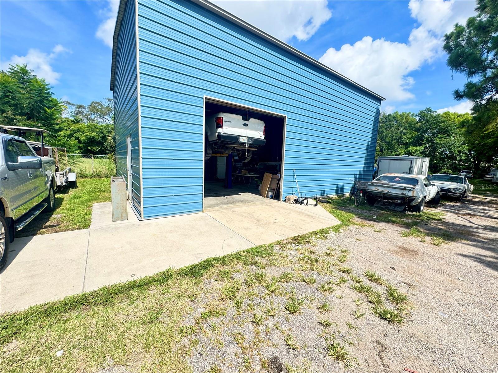 Image 7 of 23 For 4233 Flora Avenue