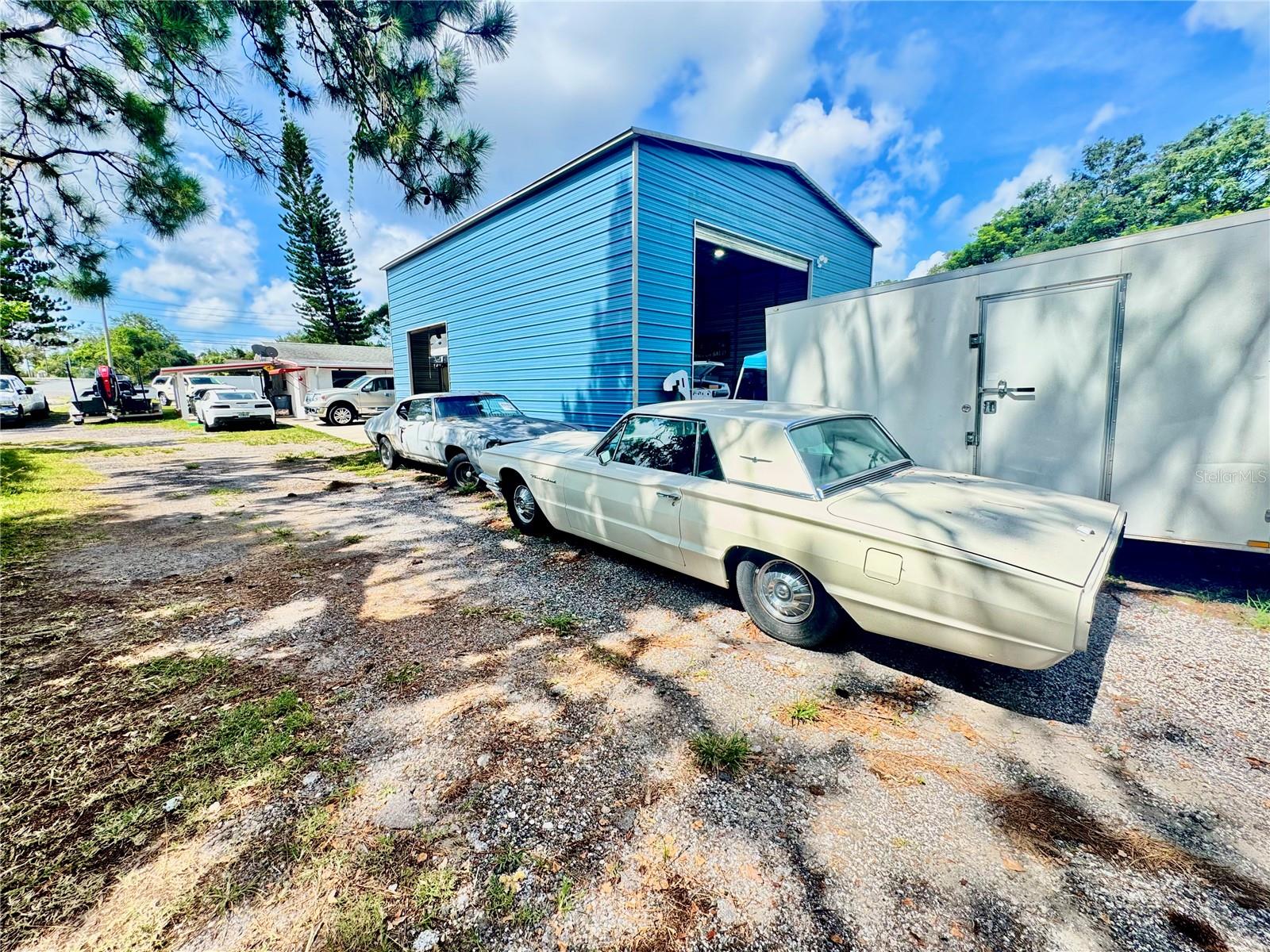 Image 8 of 23 For 4233 Flora Avenue