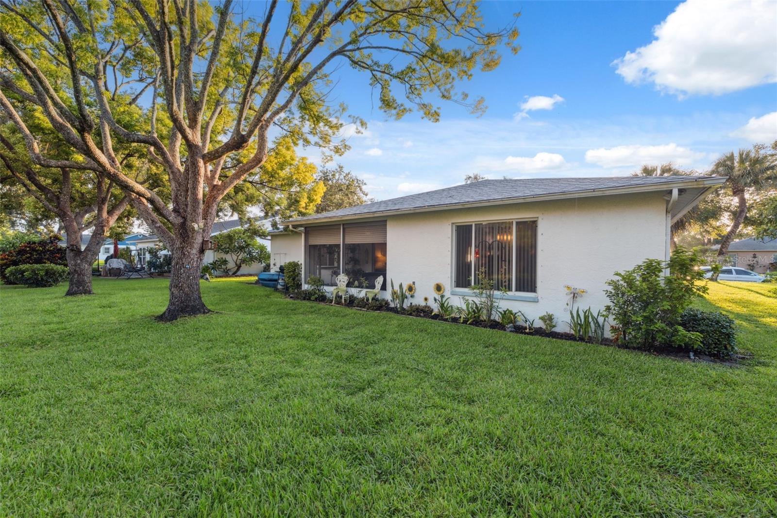 Image 13 of 42 For 11115 Elderberry Drive