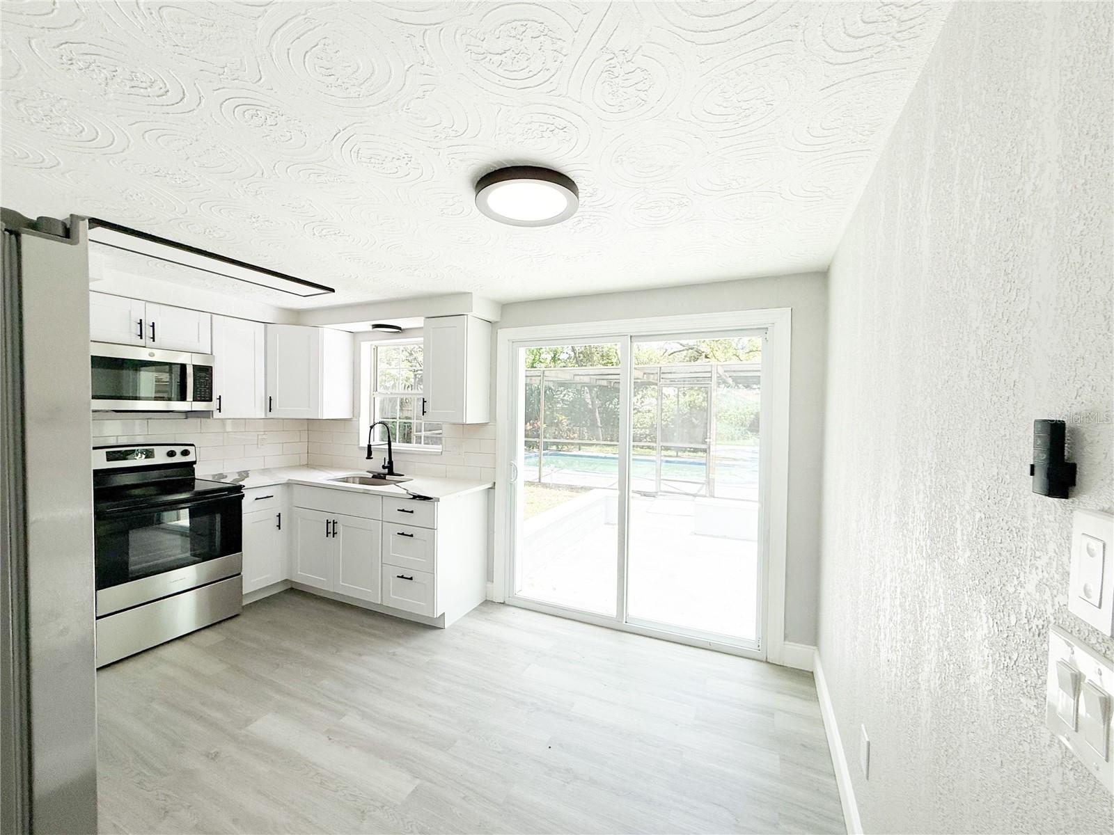 Image 6 of 20 For 5622 Golden Nugget Drive