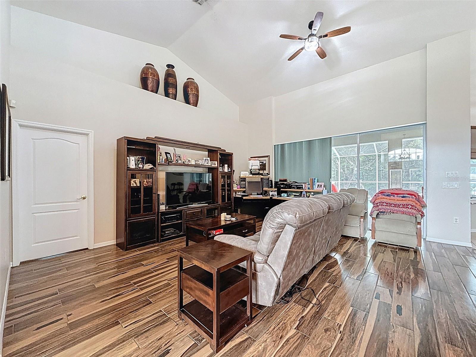 Image 12 of 47 For 18933 Black Gum Court