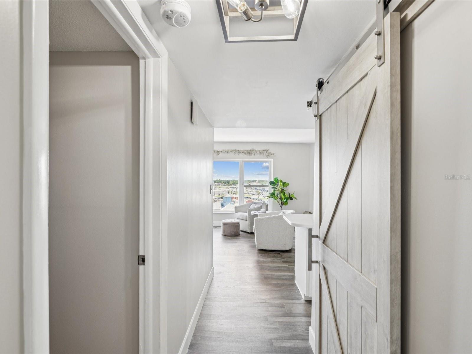 Image 19 of 45 For 4939 Floramar Terrace 808
