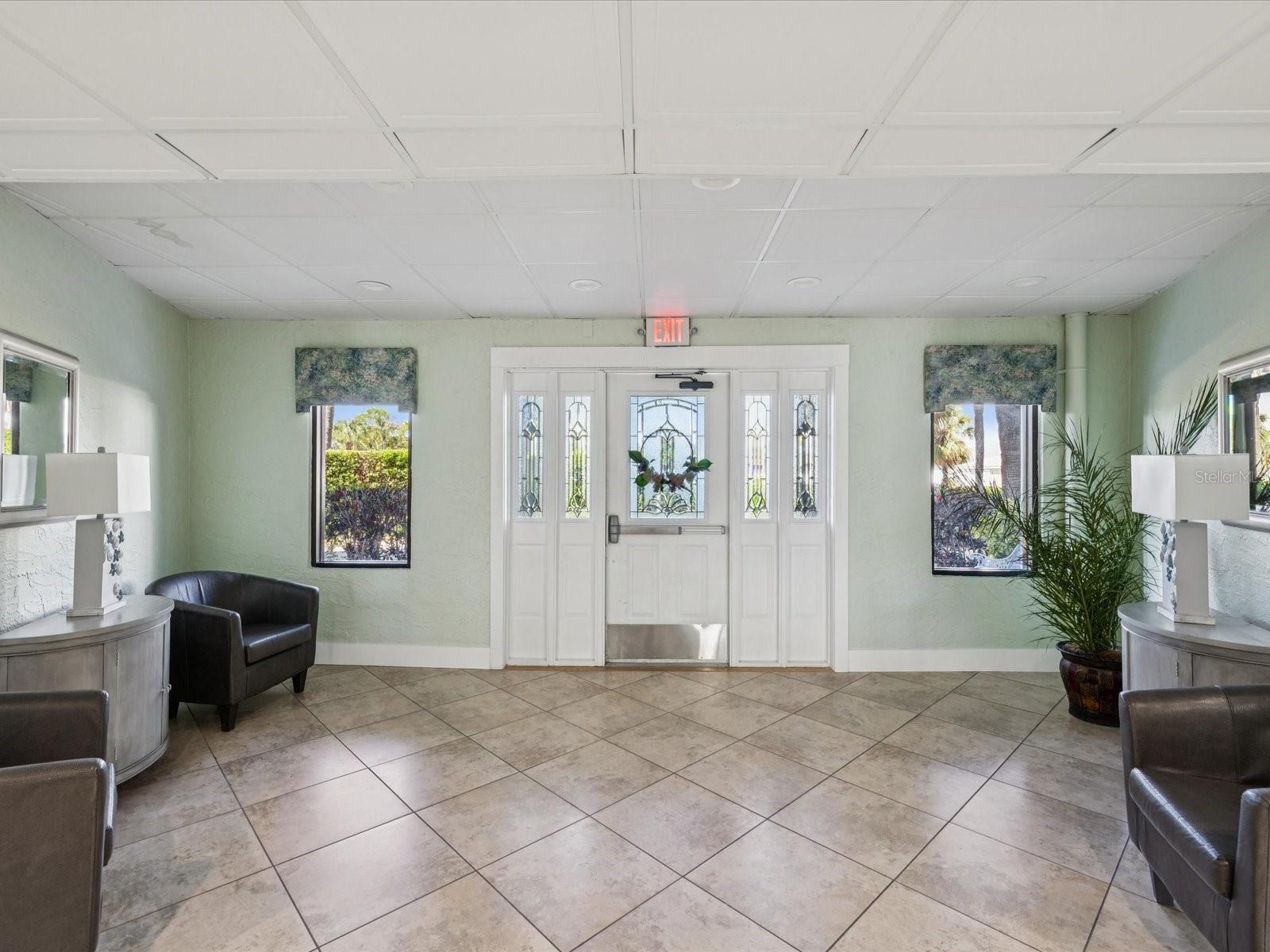 Image 20 of 45 For 4939 Floramar Terrace 808