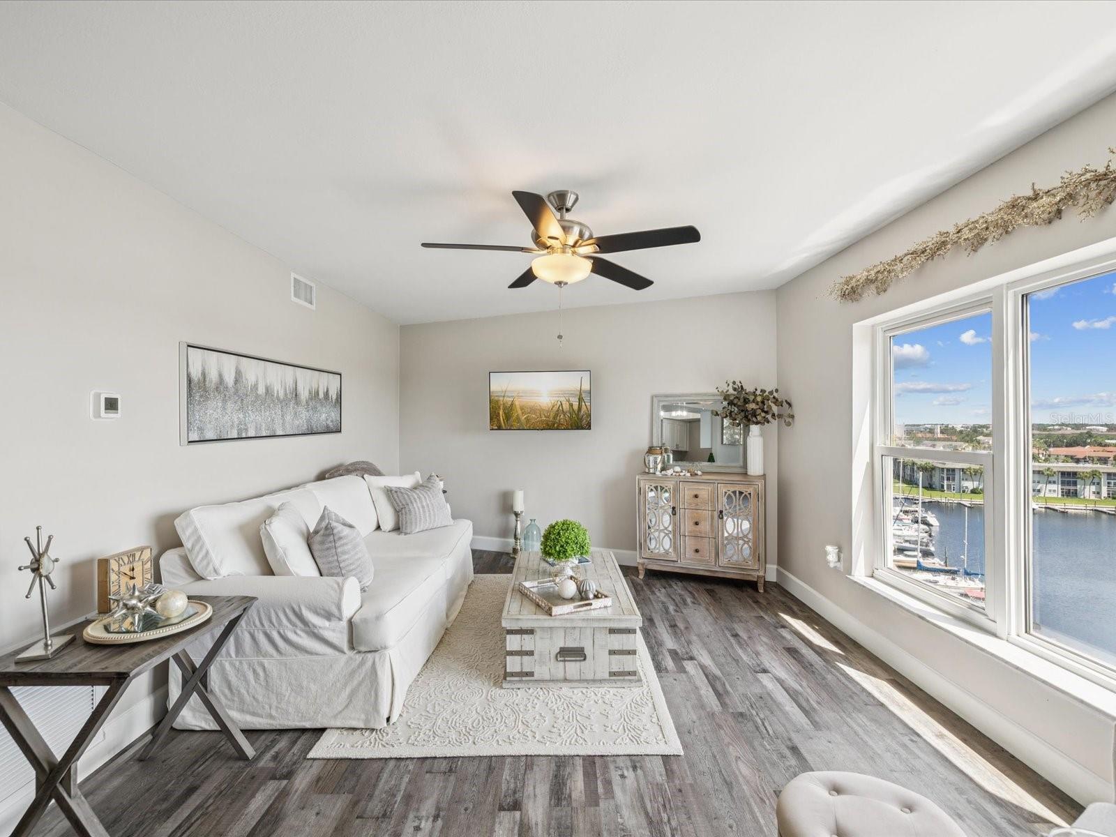 Image 3 of 45 For 4939 Floramar Terrace 808