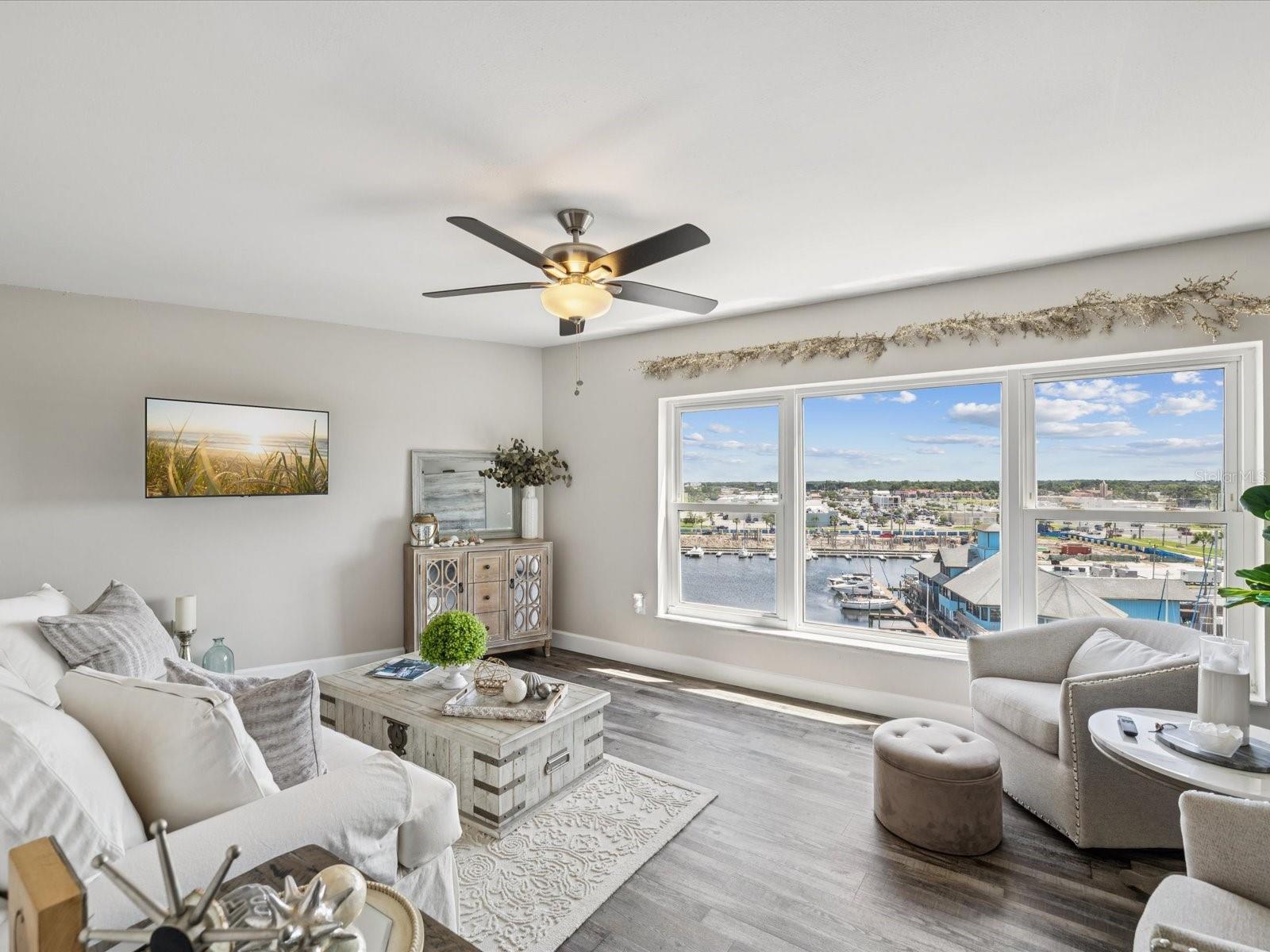 Image 4 of 45 For 4939 Floramar Terrace 808