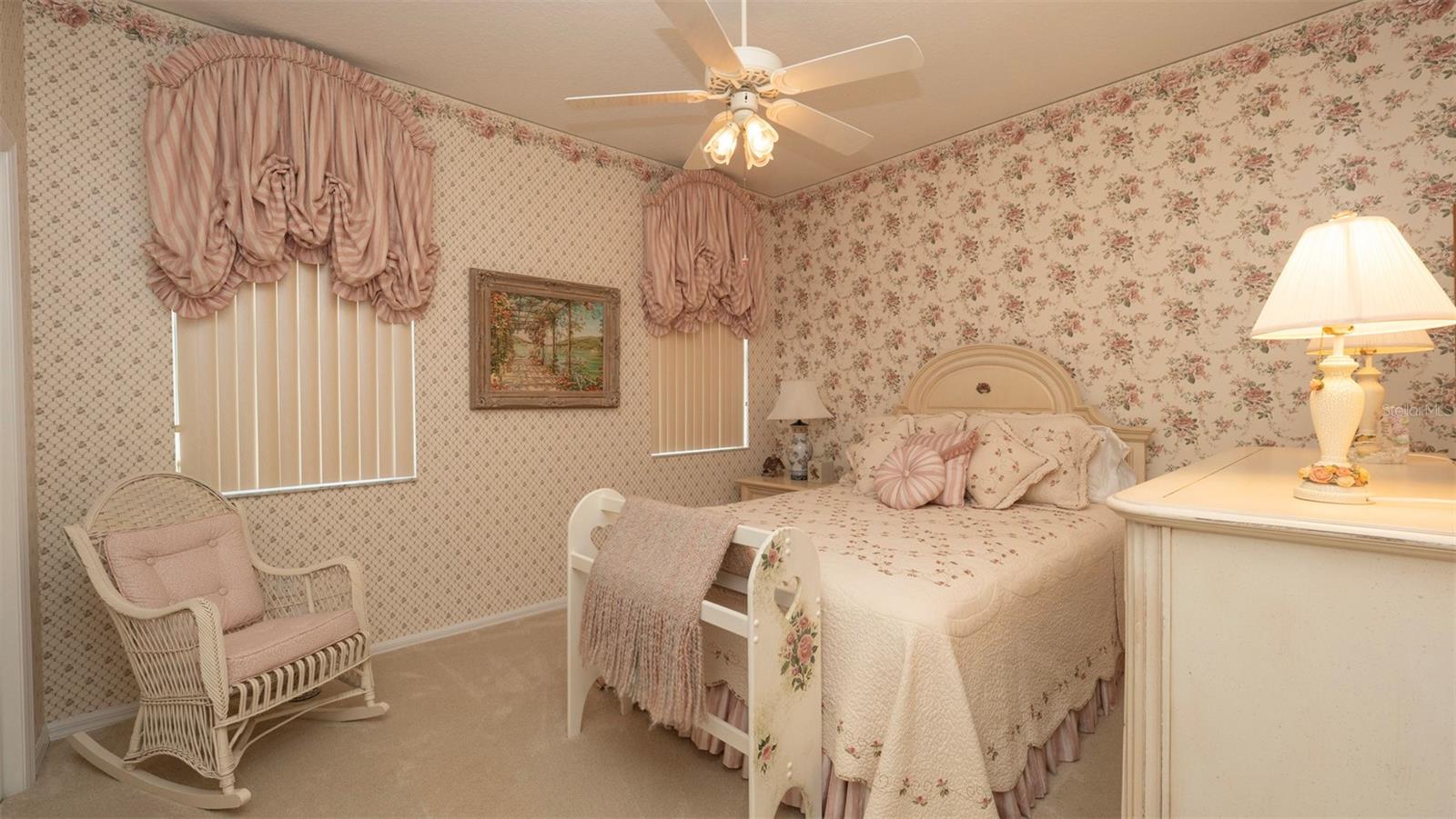Image 16 of 37 For 9147 Rhett Lane