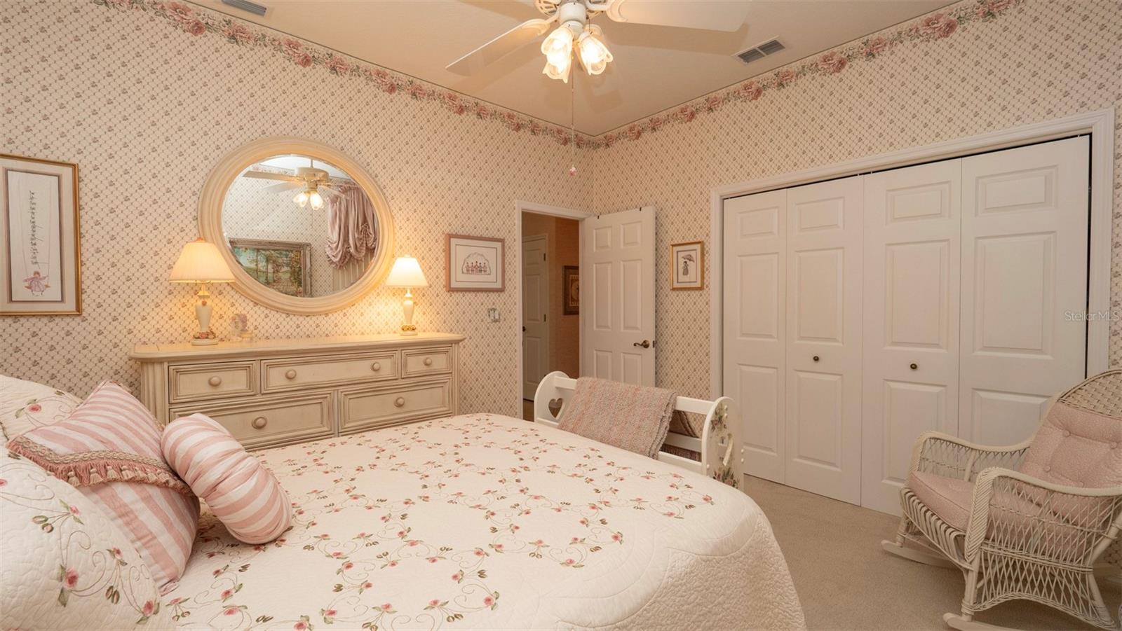 Image 17 of 37 For 9147 Rhett Lane
