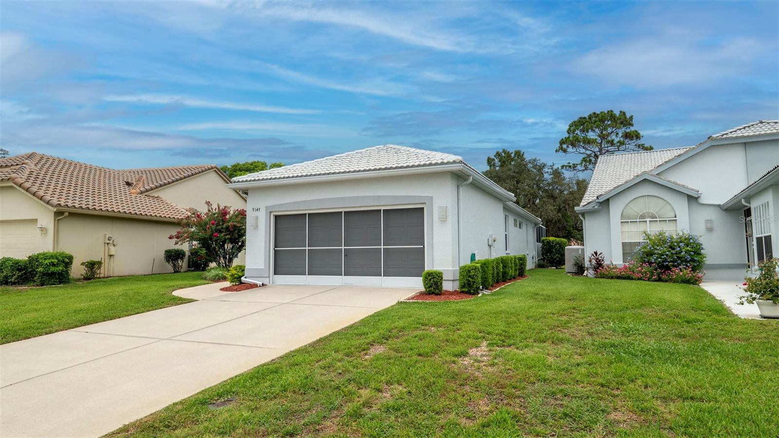 Image 29 of 37 For 9147 Rhett Lane