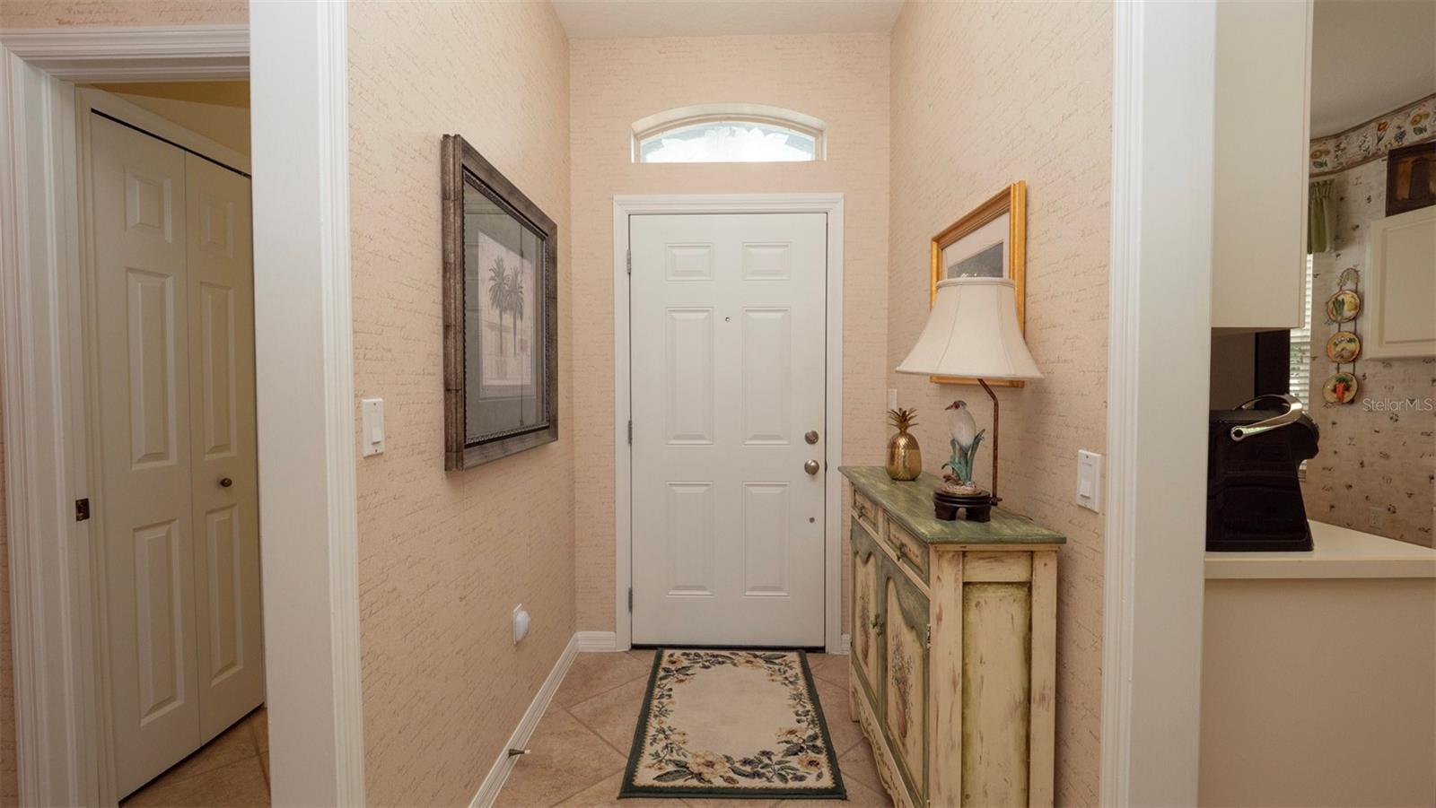 Image 4 of 37 For 9147 Rhett Lane
