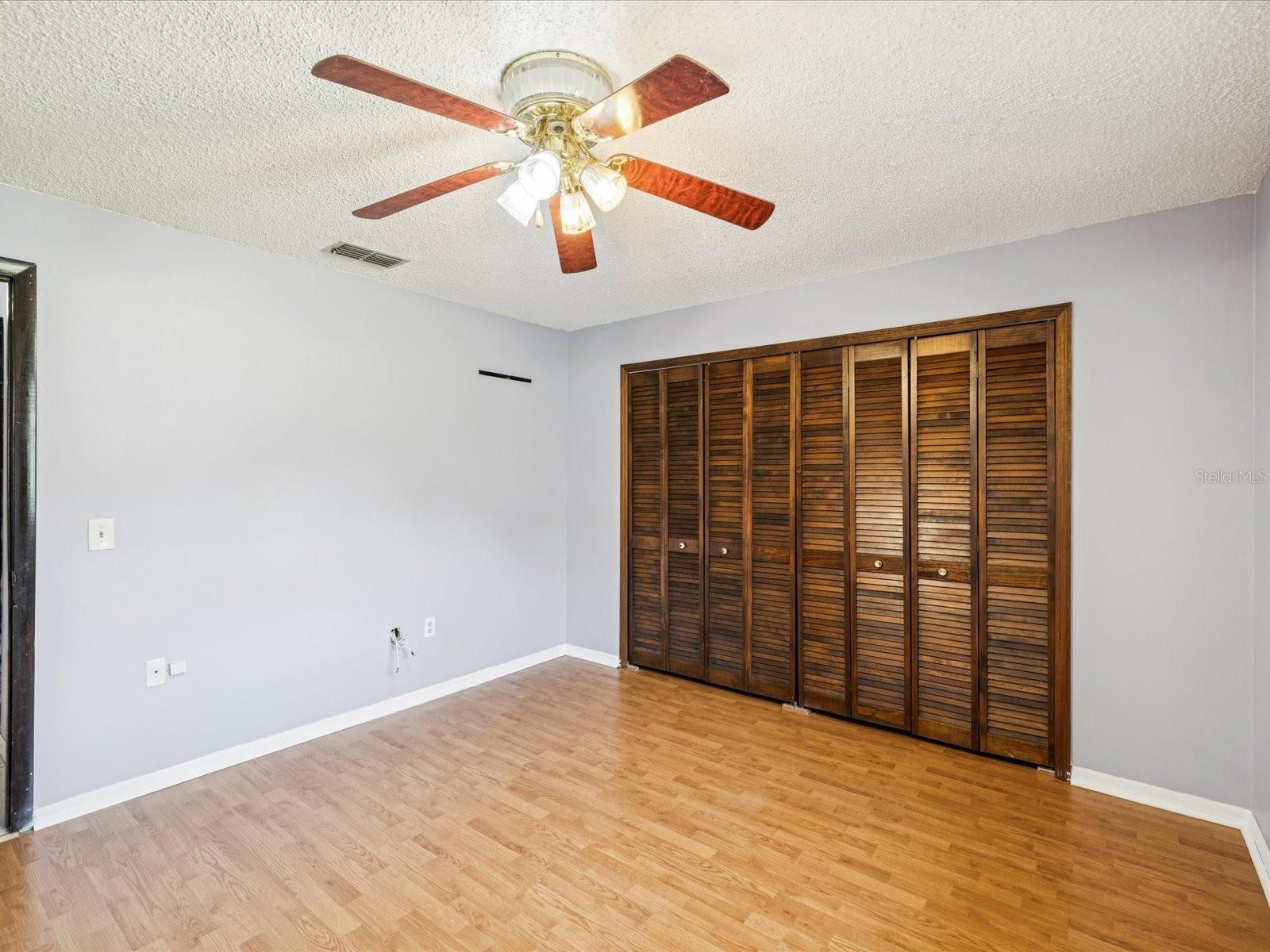 Listing photo id 8 for 5808 Carina Trace