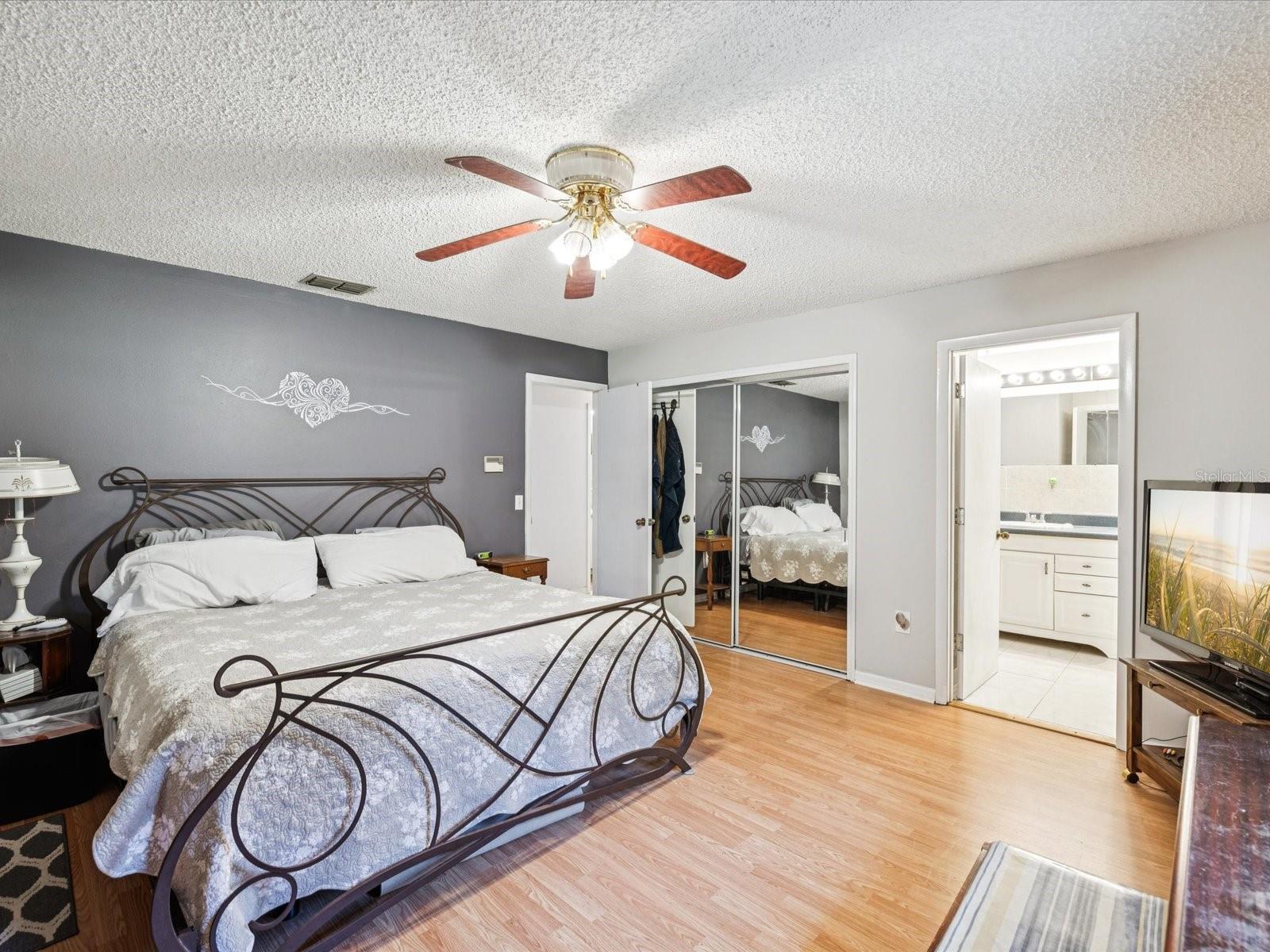 Listing photo id 27 for 5808 Carina Trace
