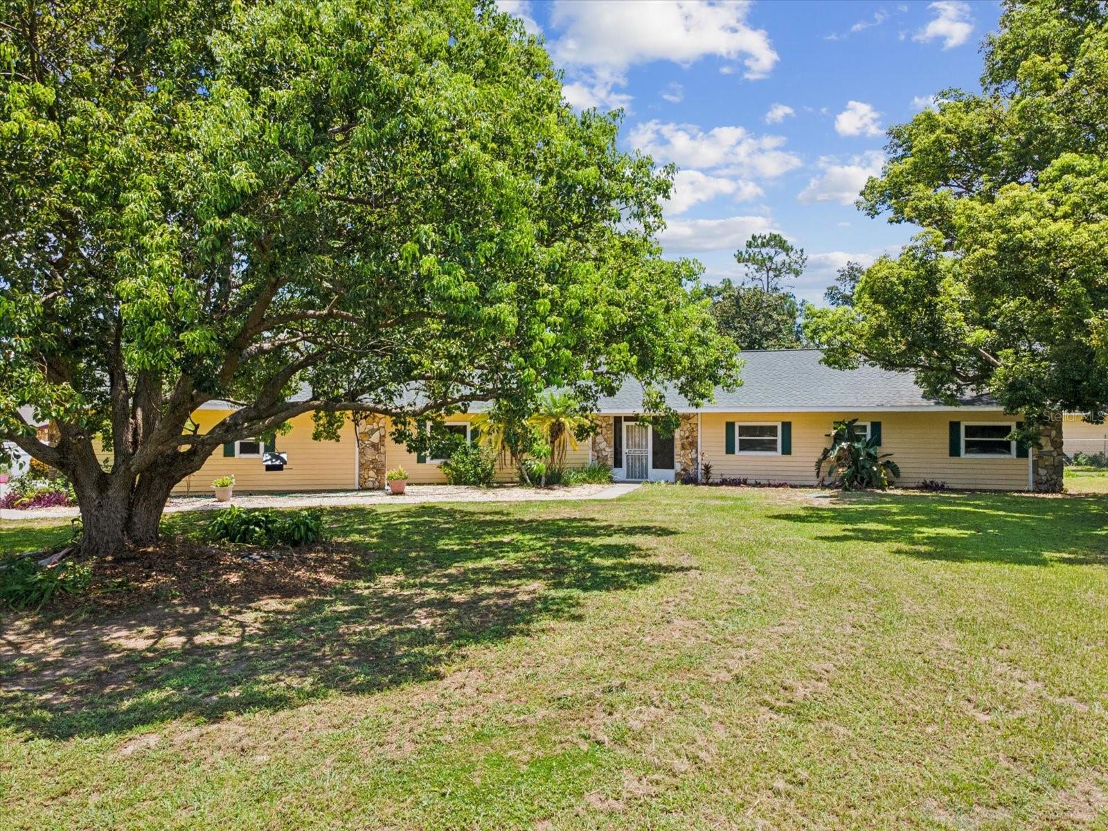 Listing photo id 46 for 5808 Carina Trace