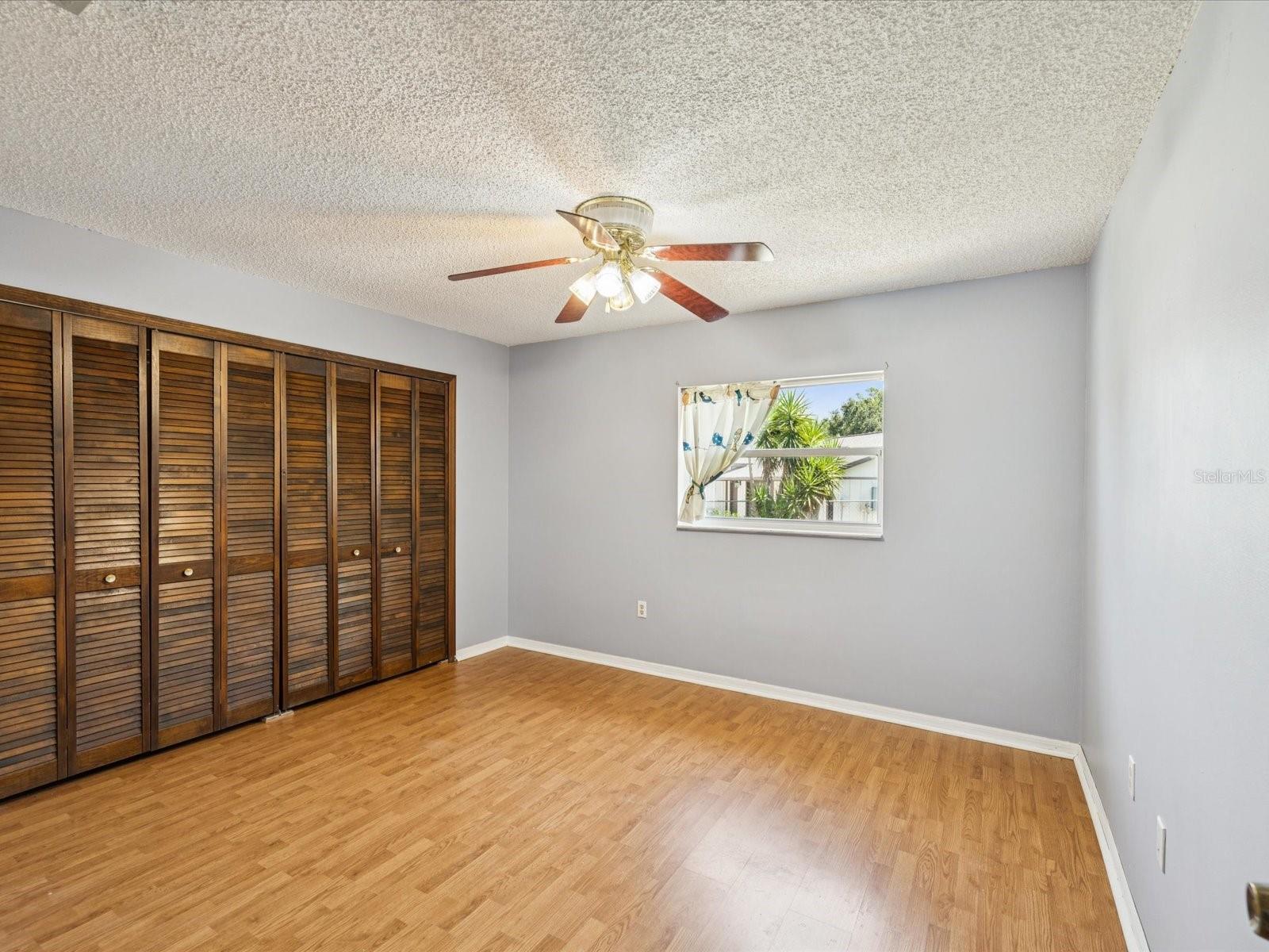 Listing photo id 7 for 5808 Carina Trace