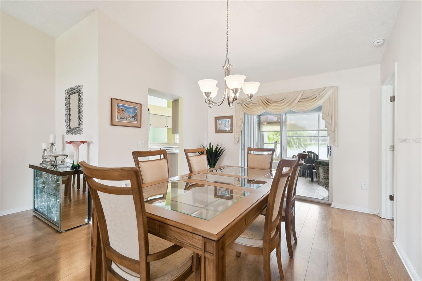 Image 10 of 63 For 1228 Ashbourne Circle