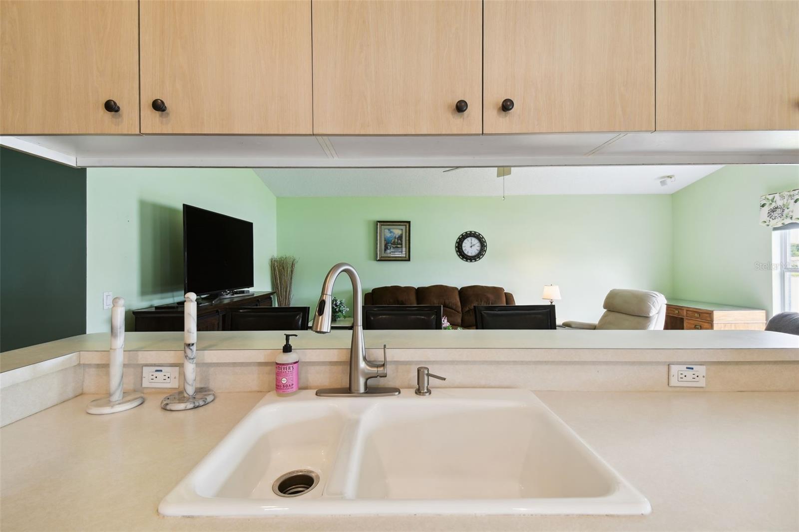 Image 17 of 63 For 1228 Ashbourne Circle