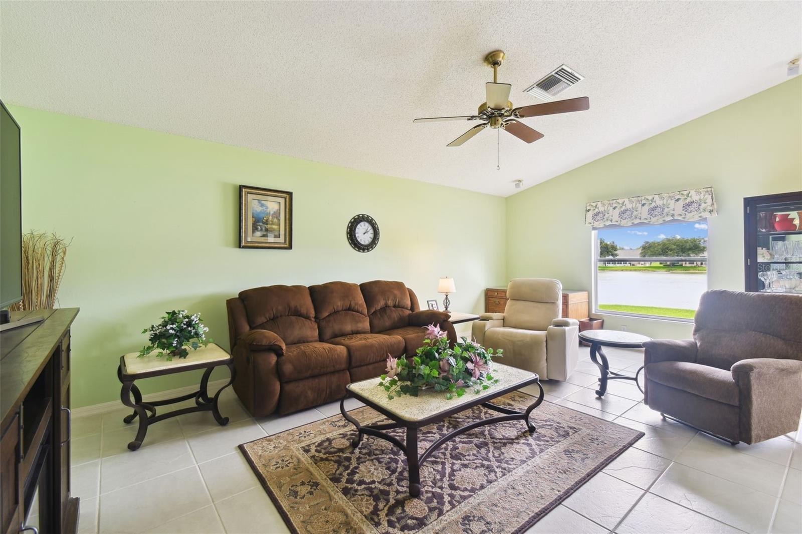 Image 24 of 63 For 1228 Ashbourne Circle