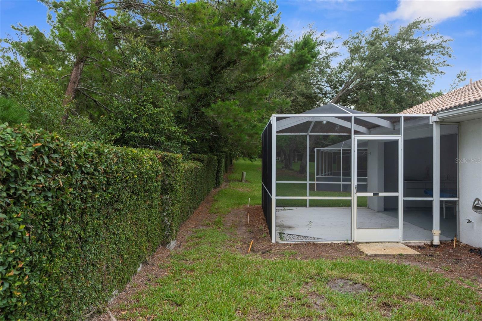 Listing photo id 21 for 9426 Mississippi Run