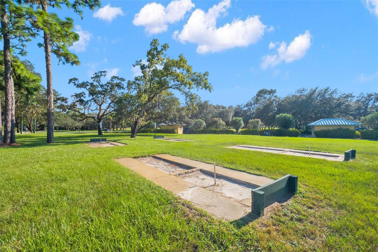 Listing photo id 42 for 9426 Mississippi Run