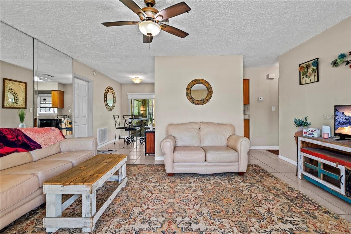 Image 10 of 29 For 7041 Daggett Terrace