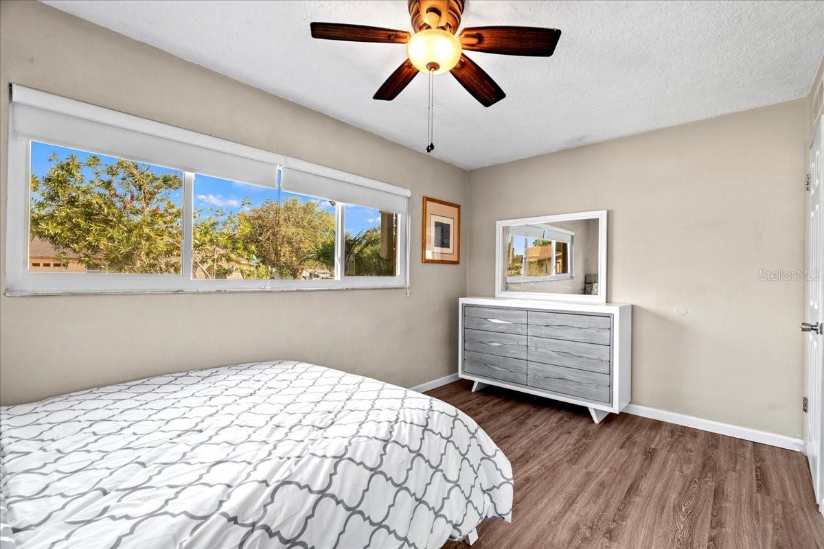 Image 21 of 29 For 7041 Daggett Terrace