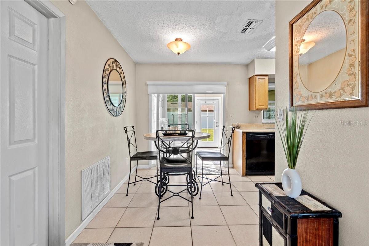 Image 22 of 29 For 7041 Daggett Terrace