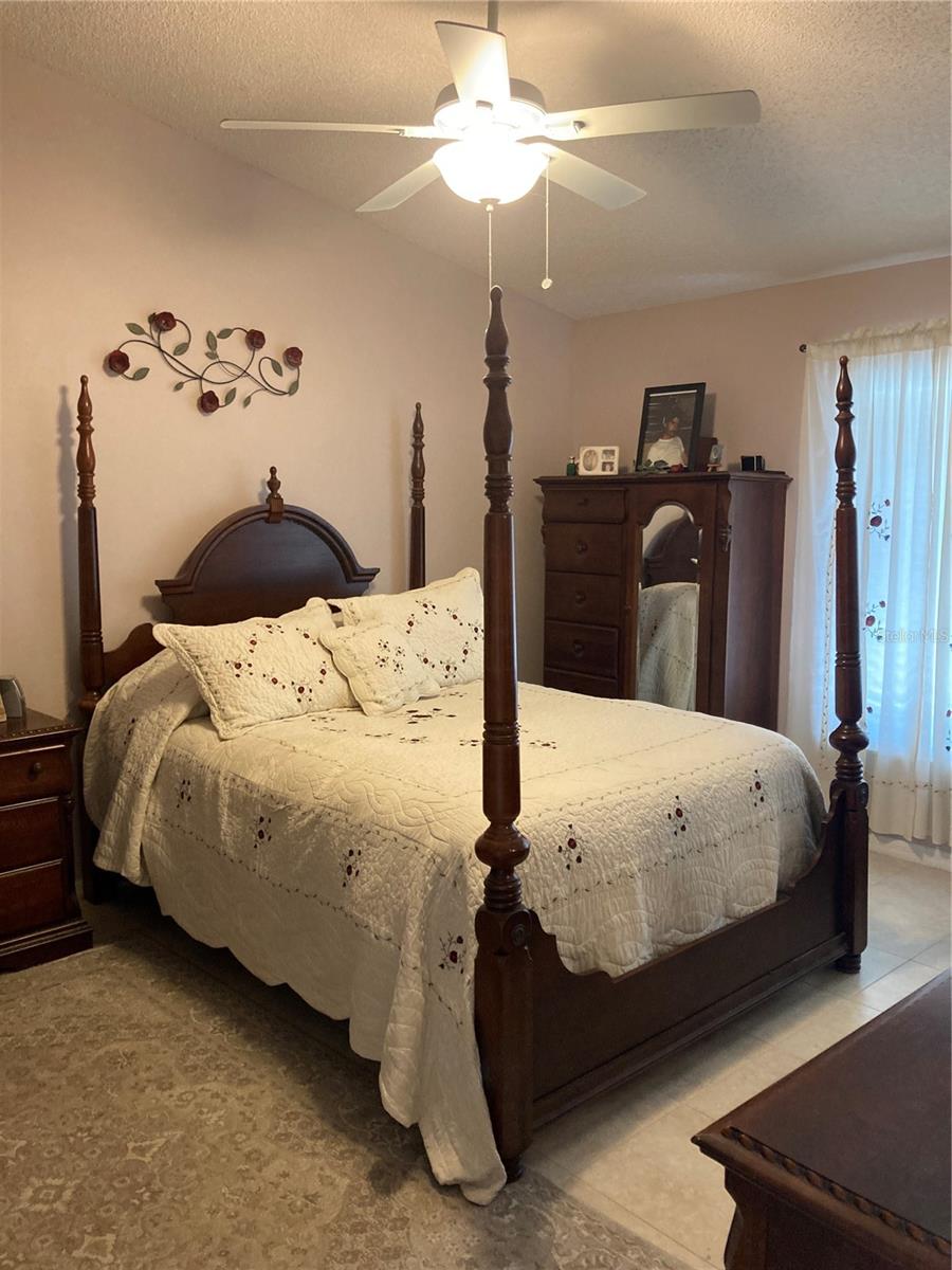 Image 11 of 18 For 2909 Featherstone Drive