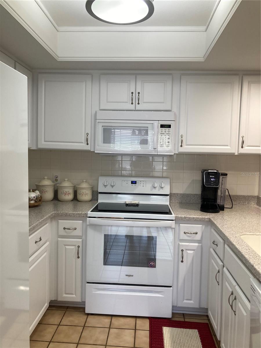 Image 16 of 18 For 2909 Featherstone Drive