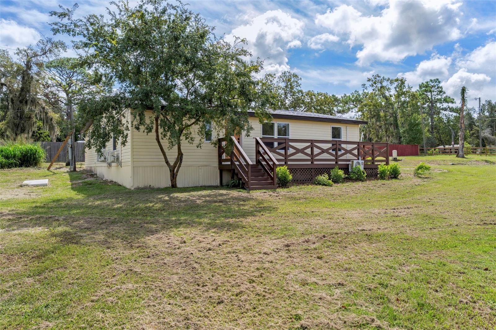 Image 5 of 48 For 18216 Alexson Street