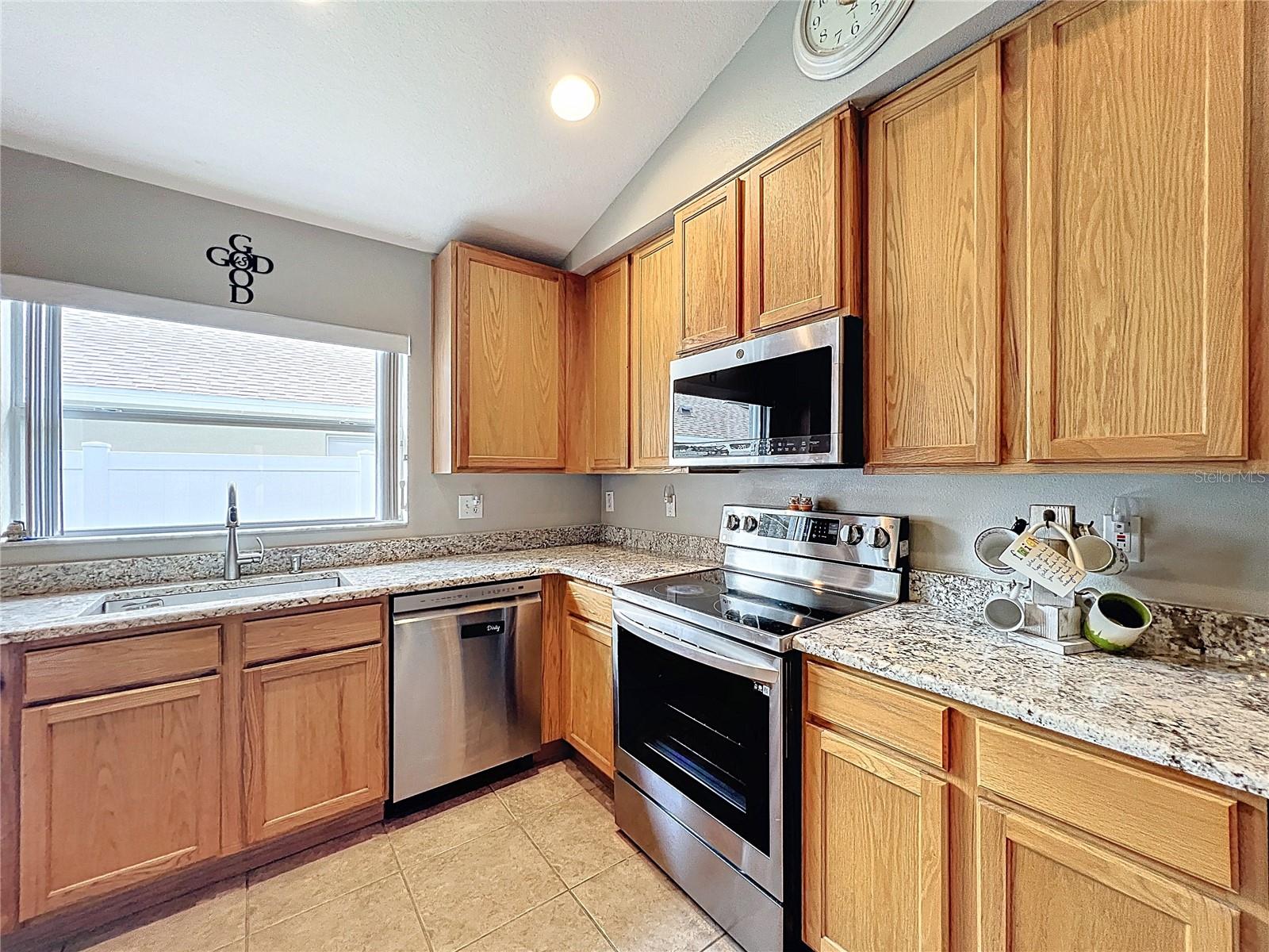 Image 26 of 83 For 13504 Dunwoody Drive