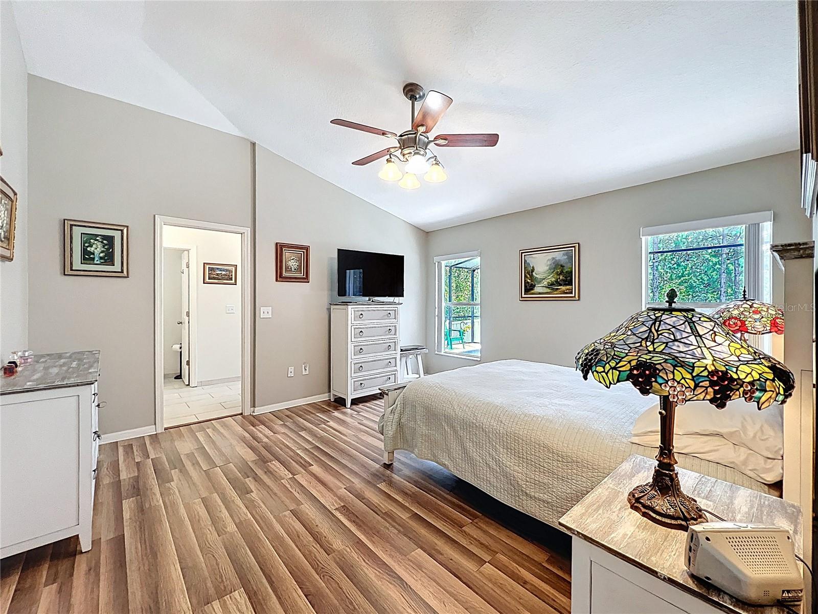 Image 37 of 83 For 13504 Dunwoody Drive