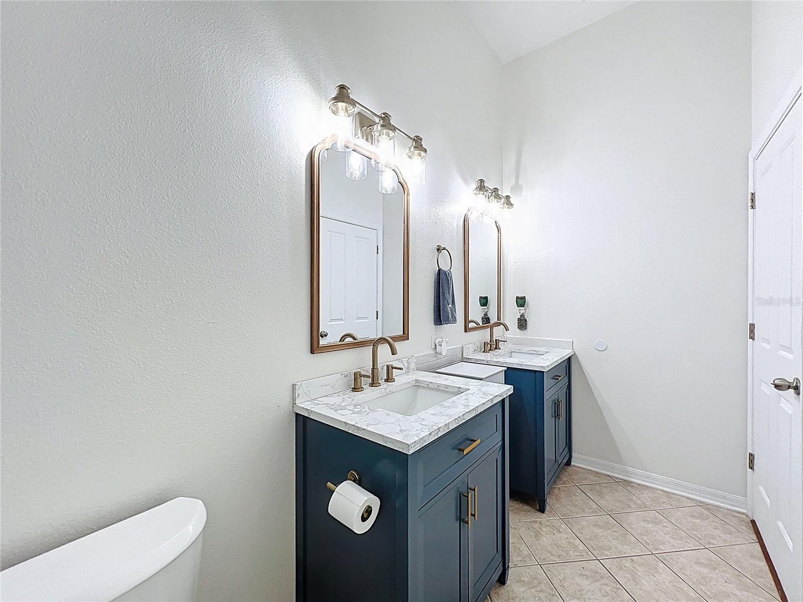 Image 60 of 83 For 13504 Dunwoody Drive