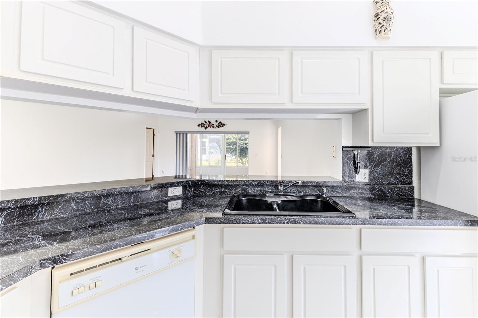 Image 14 of 71 For 11261 Mcracken Drive