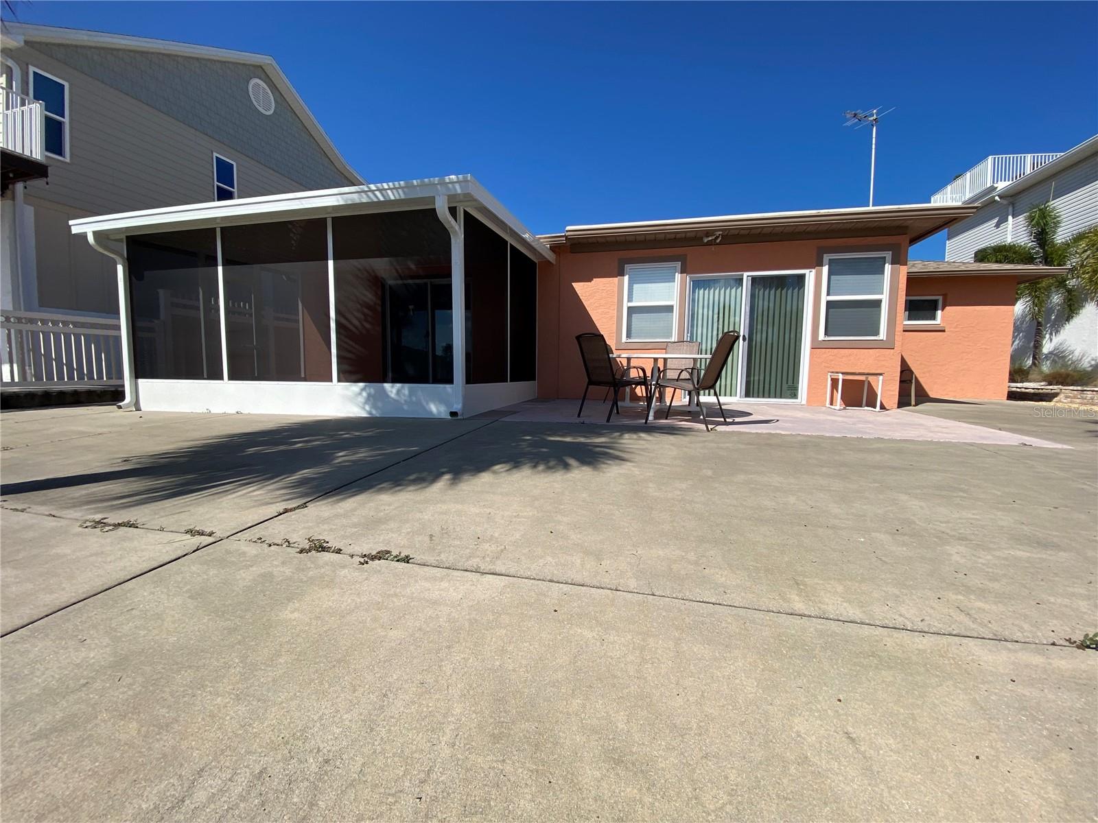 Image 78 of 81 For 13816 Victor Avenue