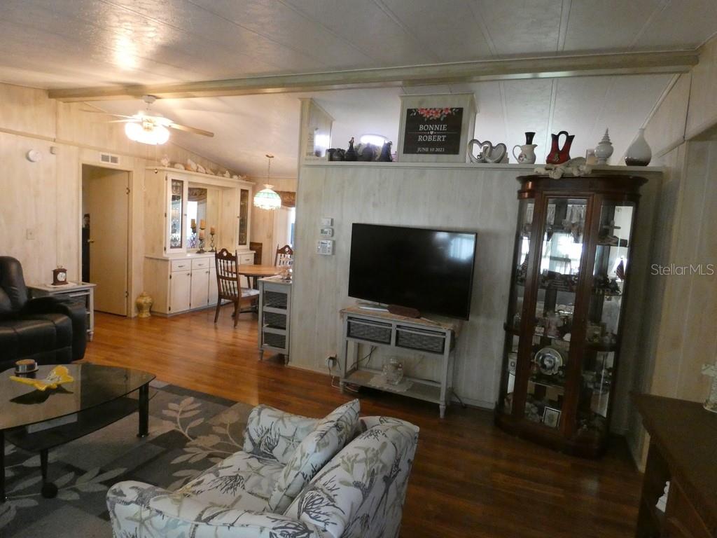 Listing photo id 30 for 35020 Colony Hills Drive