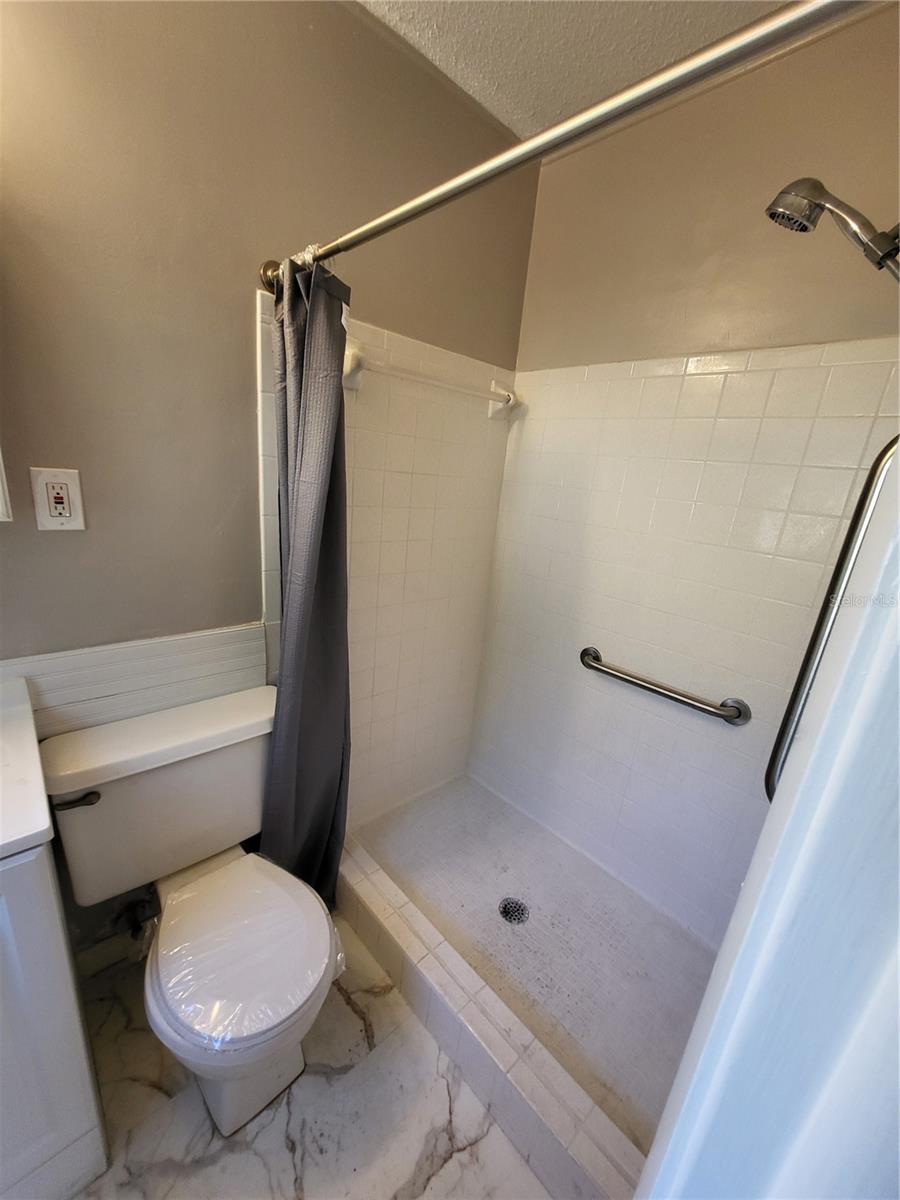 Image 13 of 34 For 9050 Richwood Lane