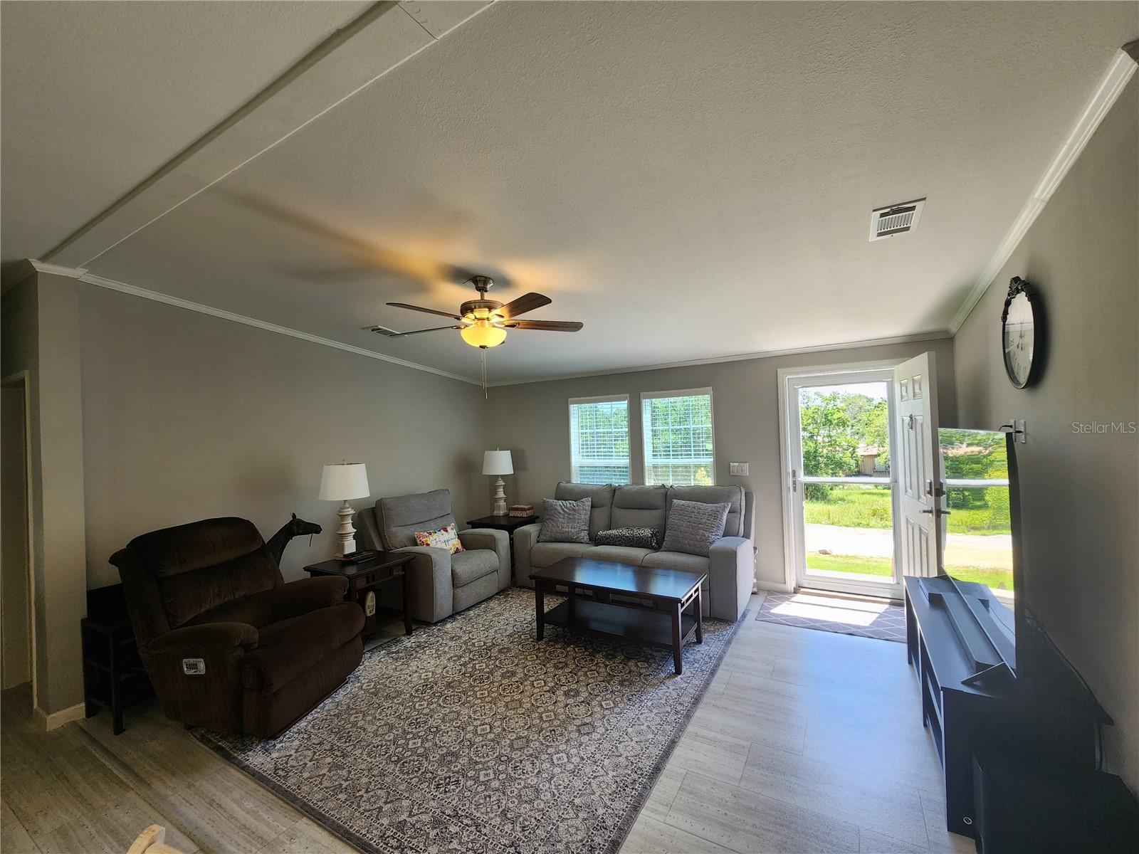 Image 5 of 19 For 1294 Pinellas Point